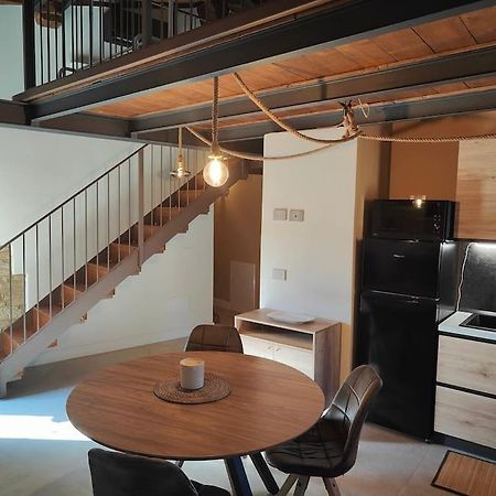 渥尔特拉Volaterrae Deluxe Loft With Garden公寓 外观 照片